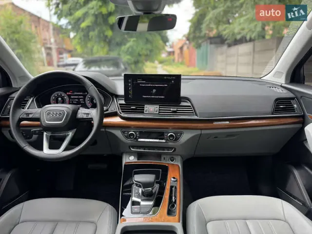 Audi Q5 - фото 4