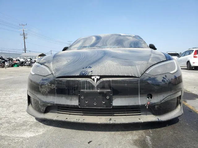 Tesla Model S - фото 3