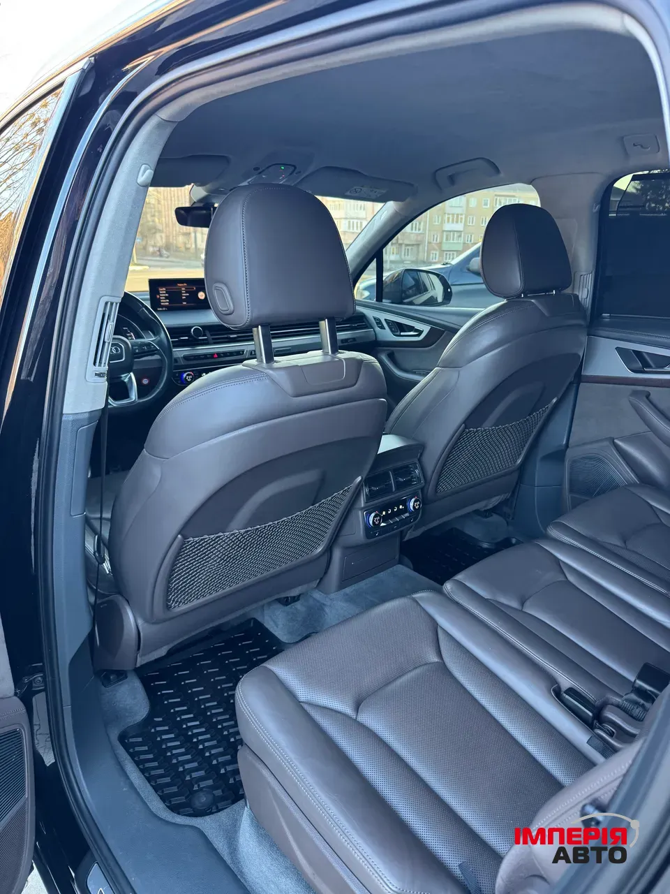 Audi Q7 - фото 53