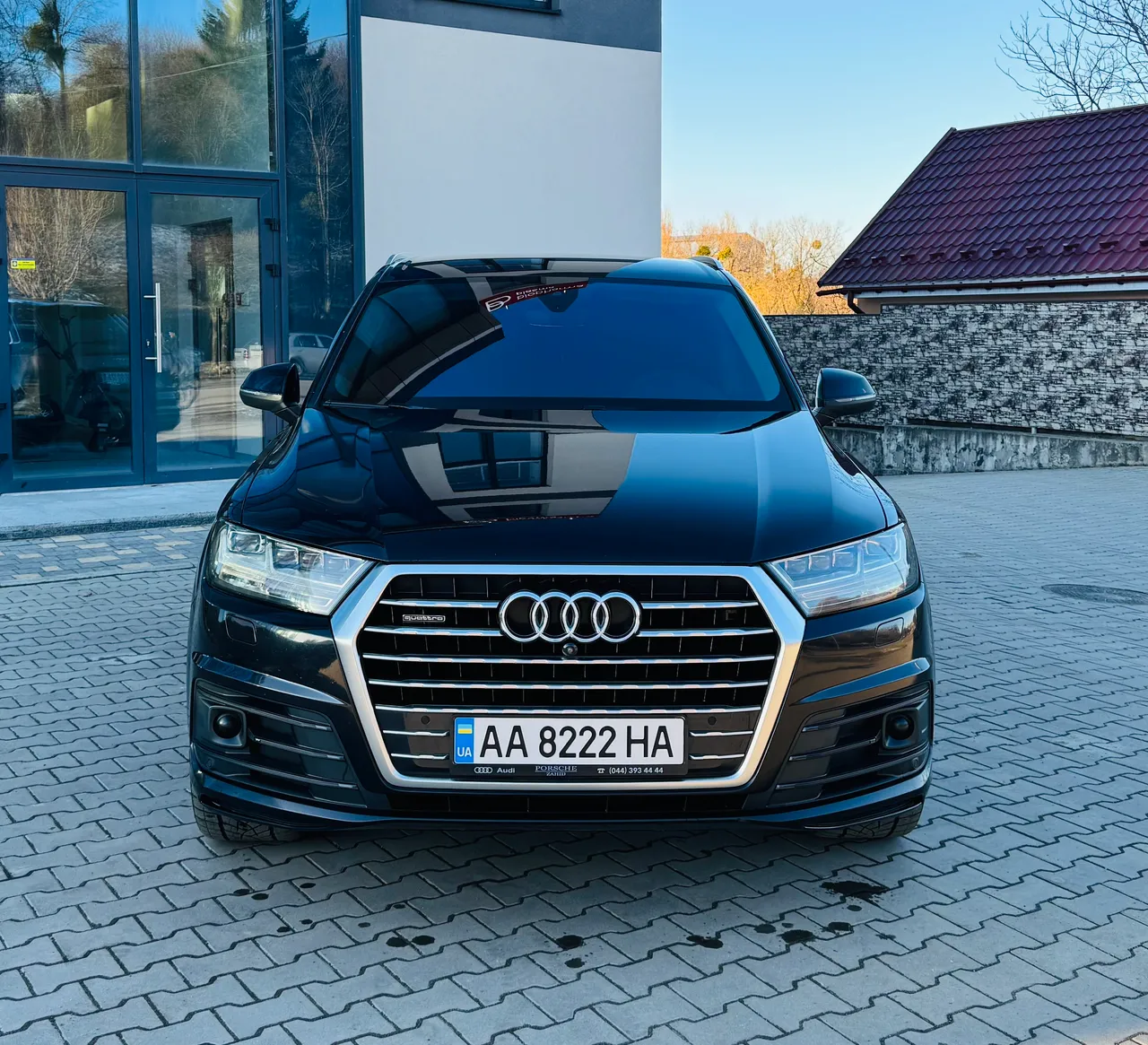 Audi Q7 - фото 4