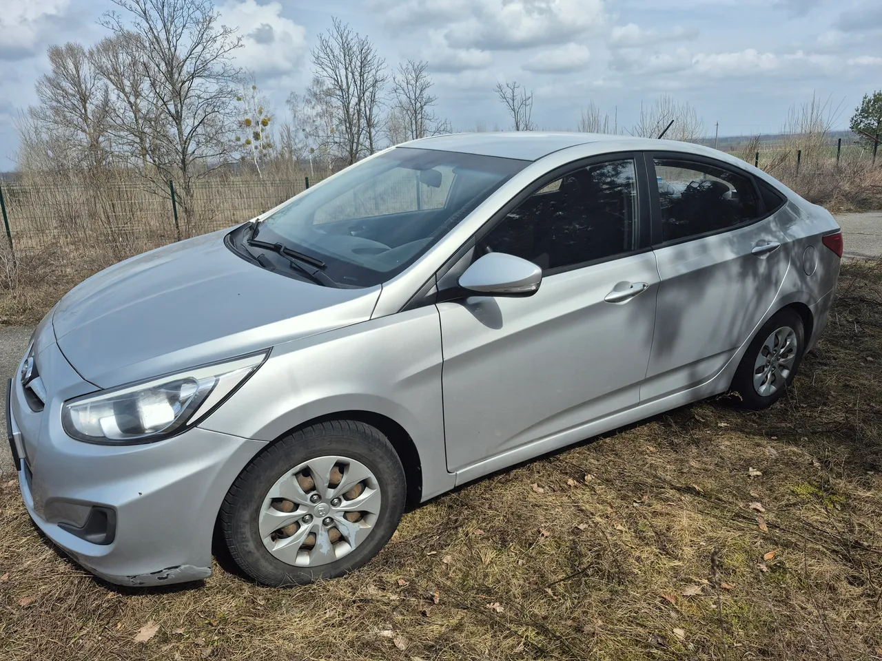 Hyundai Accent - фото 4