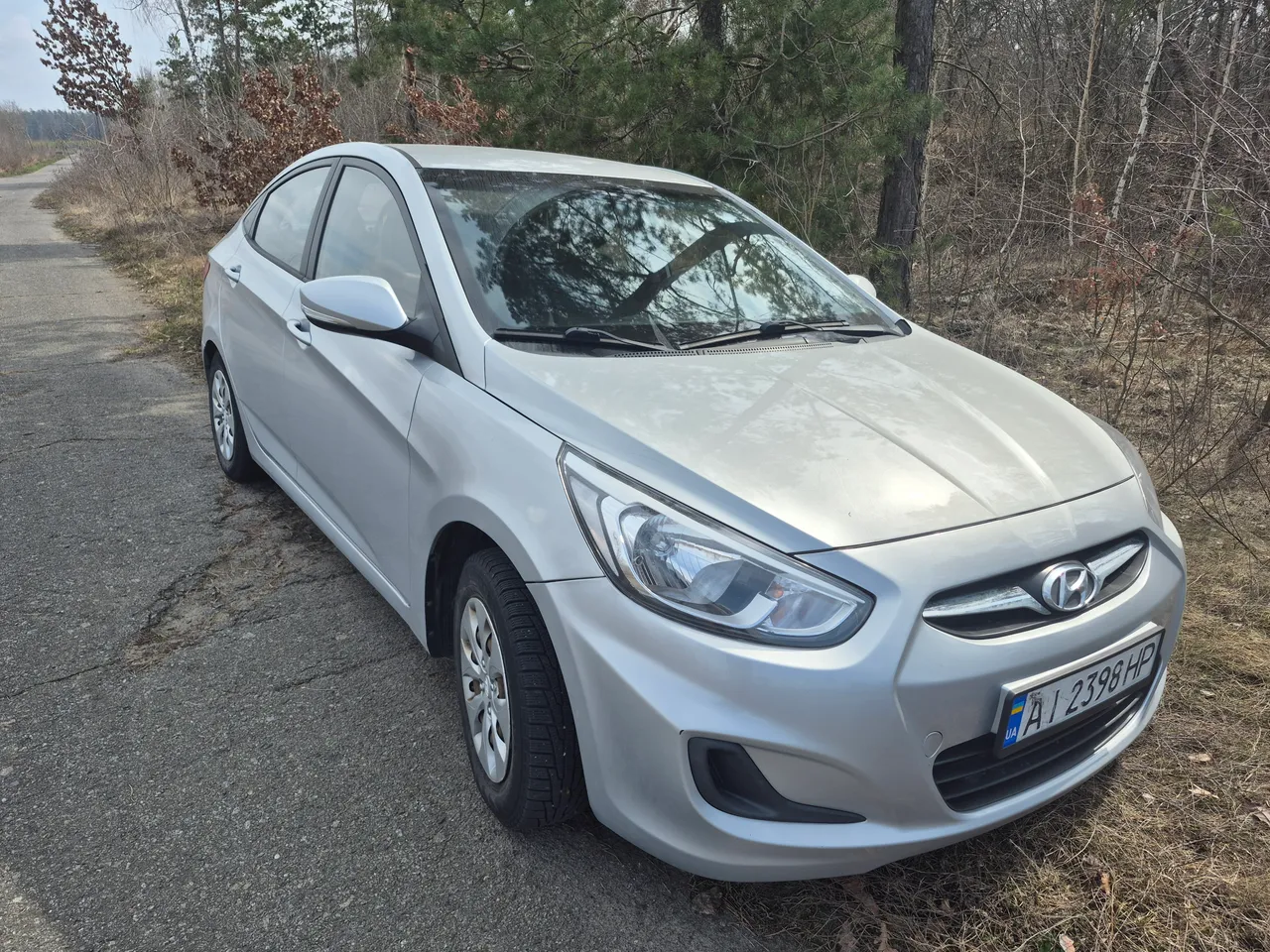 Hyundai Accent - фото 1