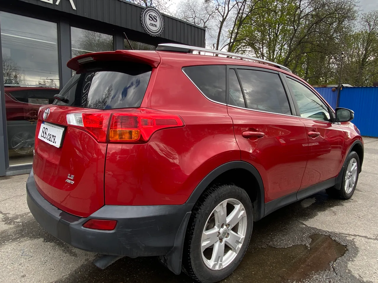Toyota RAV4 - фото 7