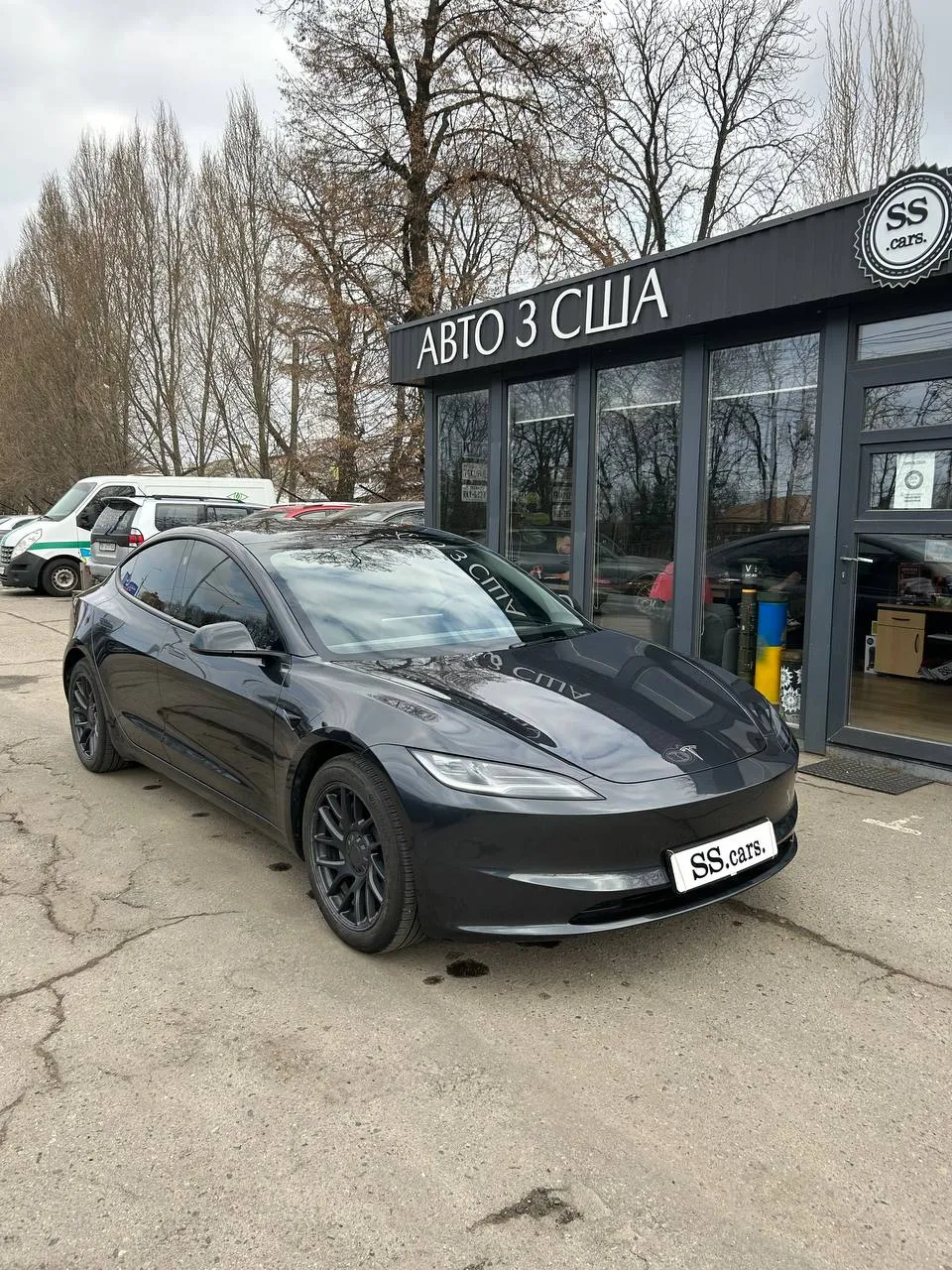 Tesla Model 3 - фото 5