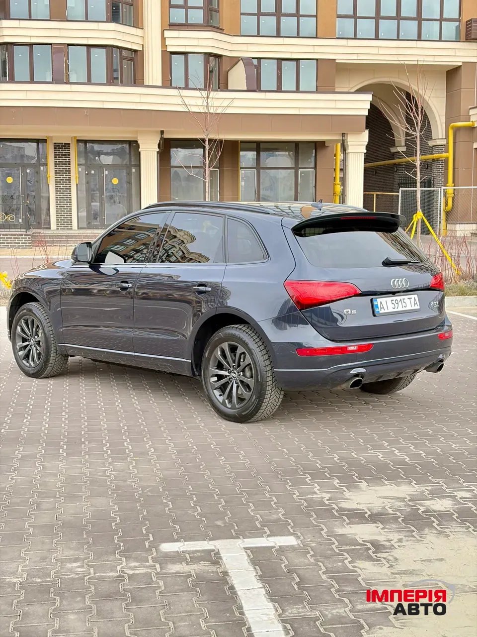 Audi Q5 - фото 7
