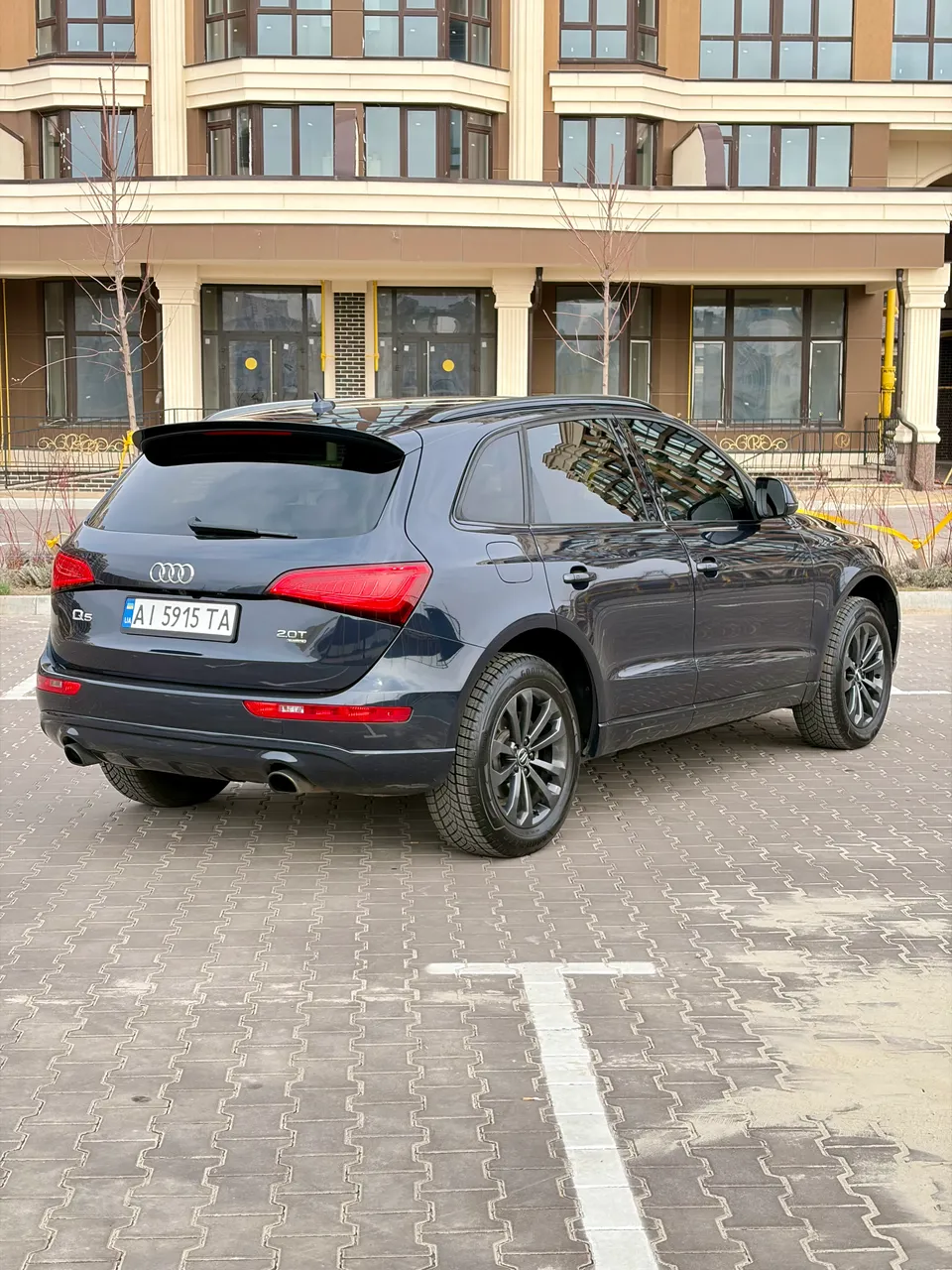 Audi Q5 - фото 8