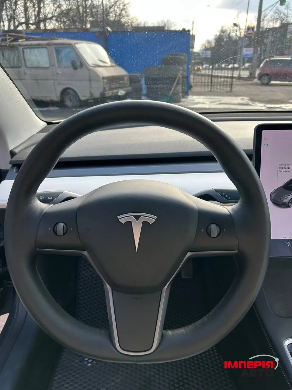 Tesla Model 3 - фото 10