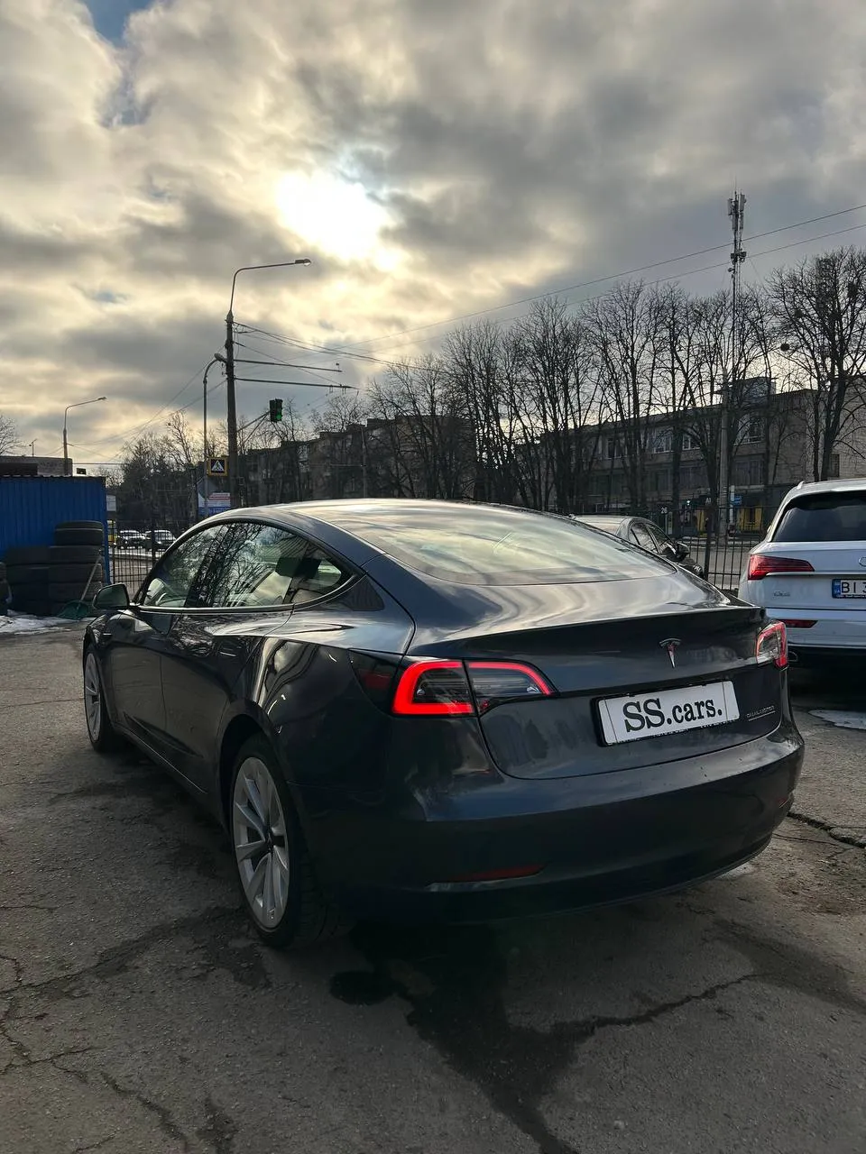 Tesla Model 3 - фото 4