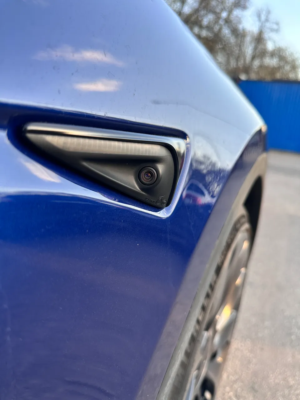 Tesla Model Y - фото 10