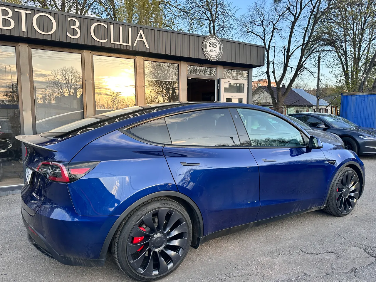 Tesla Model Y - фото 6