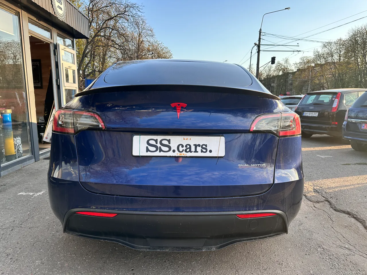 Tesla Model Y - фото 3