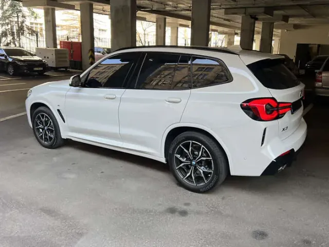 BMW X3 - фото 3