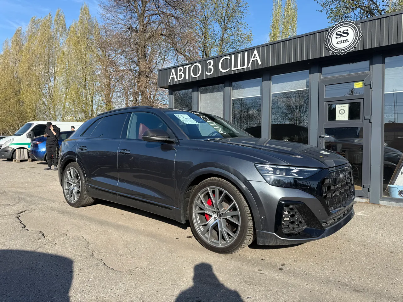 Audi SQ8 - фото 10