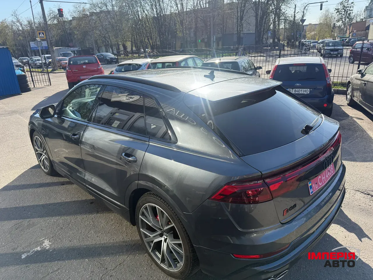 Audi SQ8 - фото 7