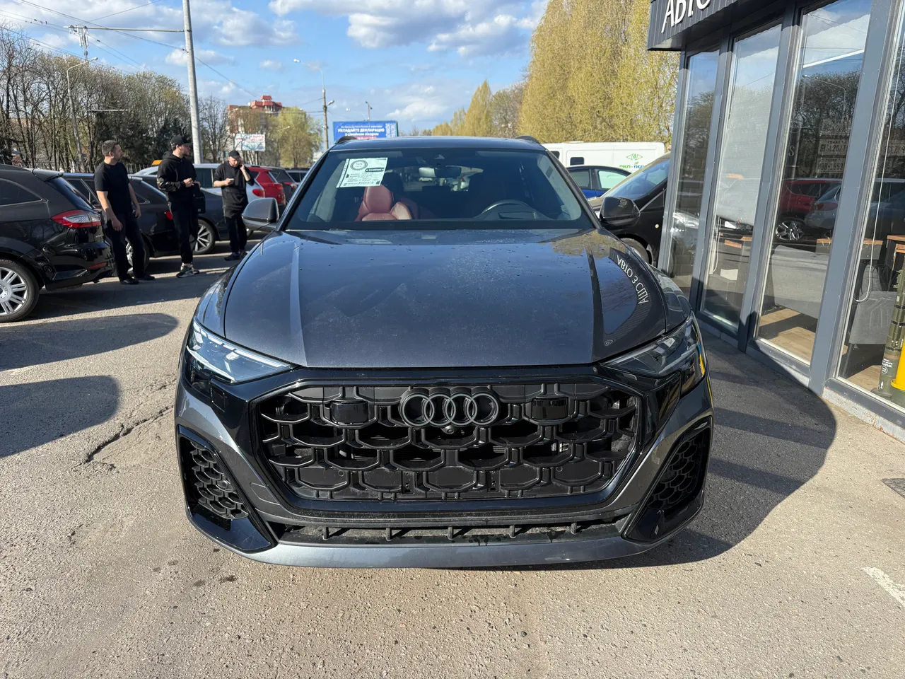 Audi SQ8 - фото 13