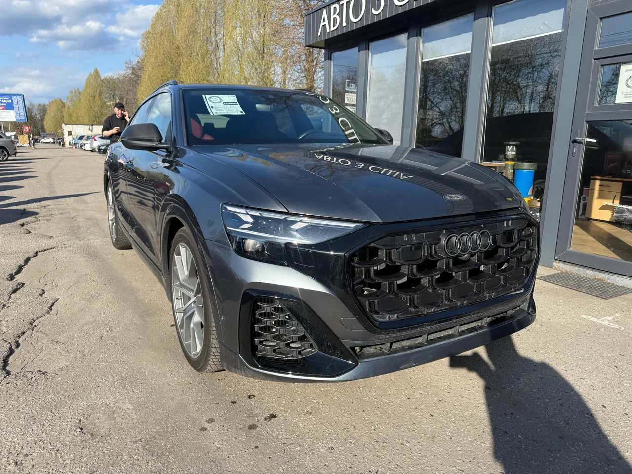 Audi SQ8 - фото 12