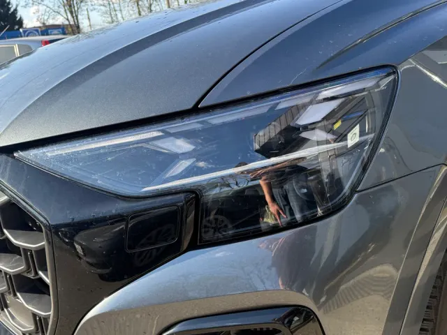 Audi SQ8 - фото 3