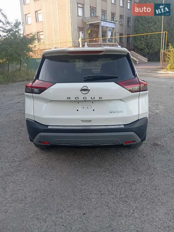 Nissan Rogue - фото 8