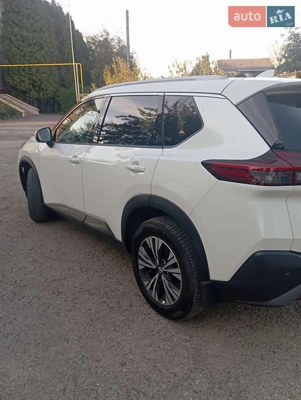 Nissan Rogue - фото 6