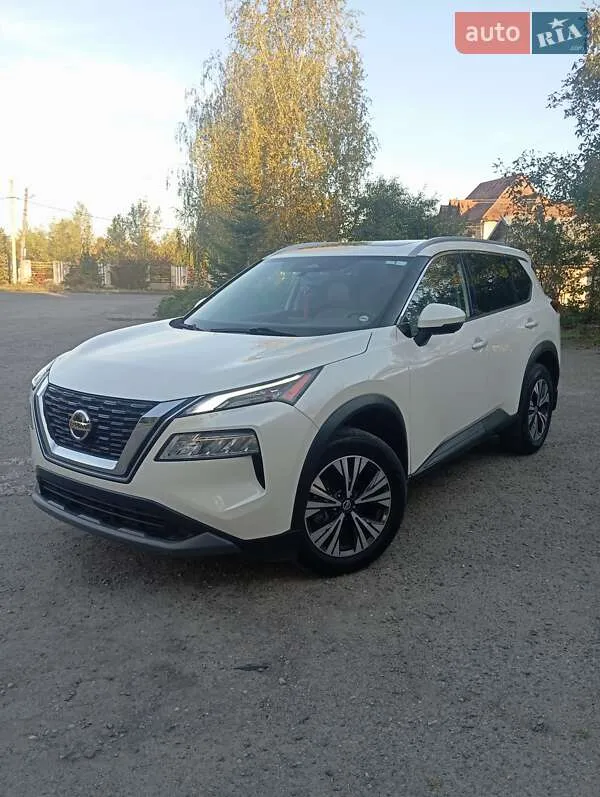 Nissan Rogue - фото 1