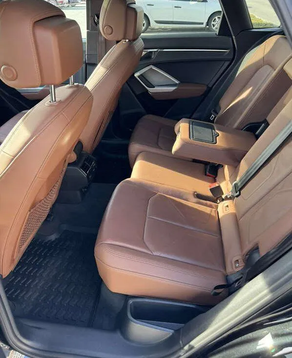 Audi Q3 - фото 15