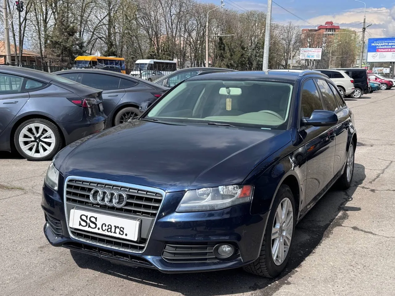 Audi A4 - фото 11