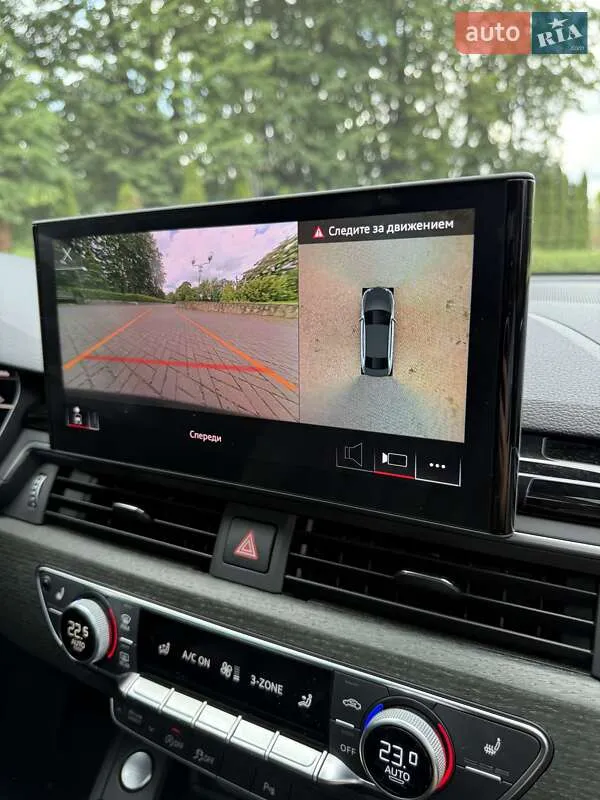 Audi A4 - фото 9