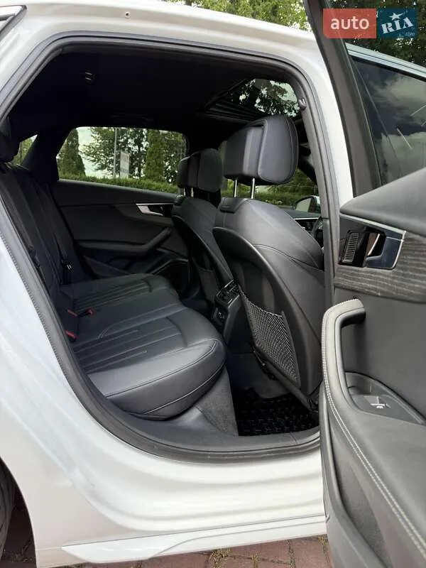 Audi A4 - фото 14