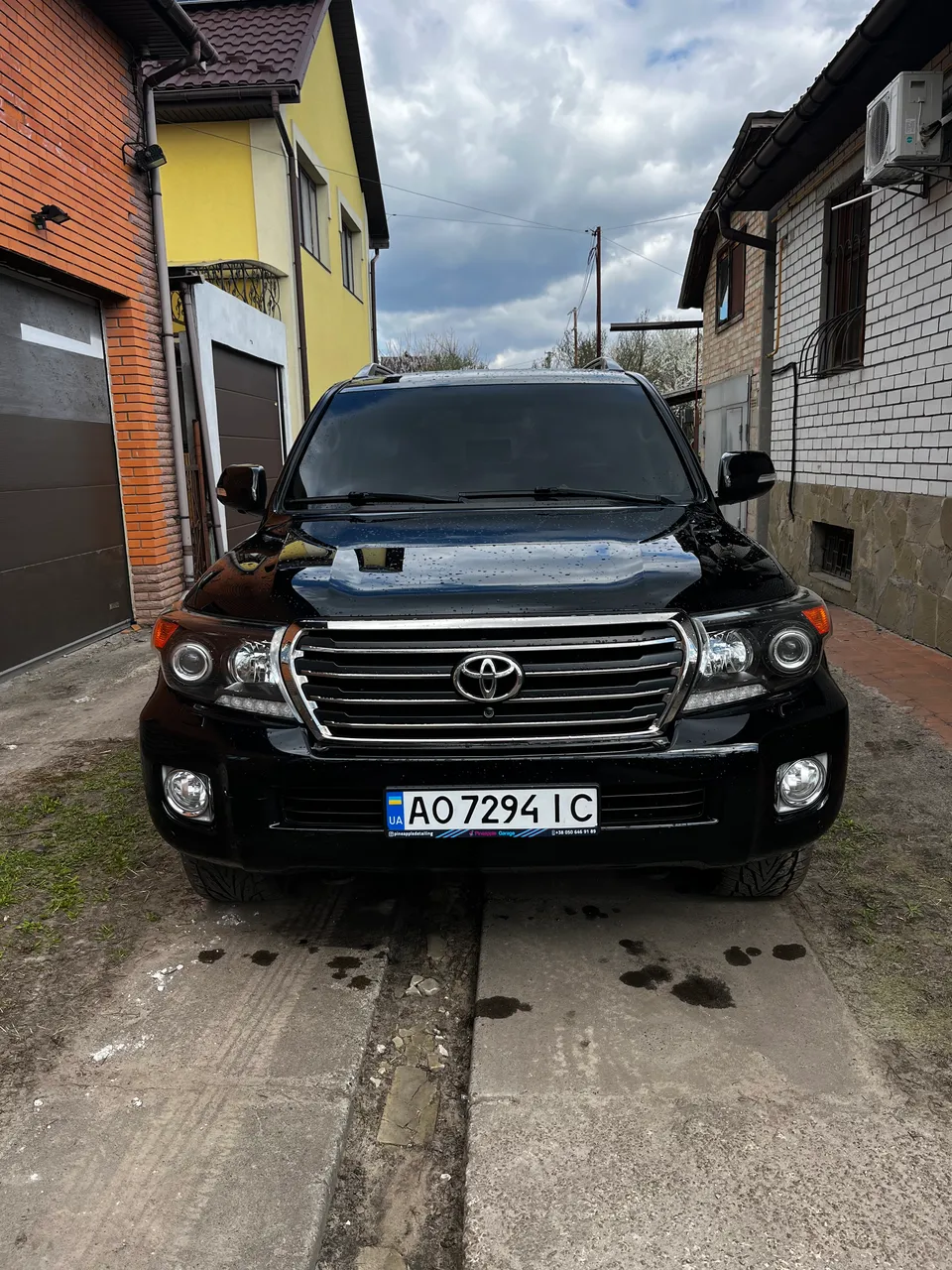 Toyota Land Cruiser - фото 2