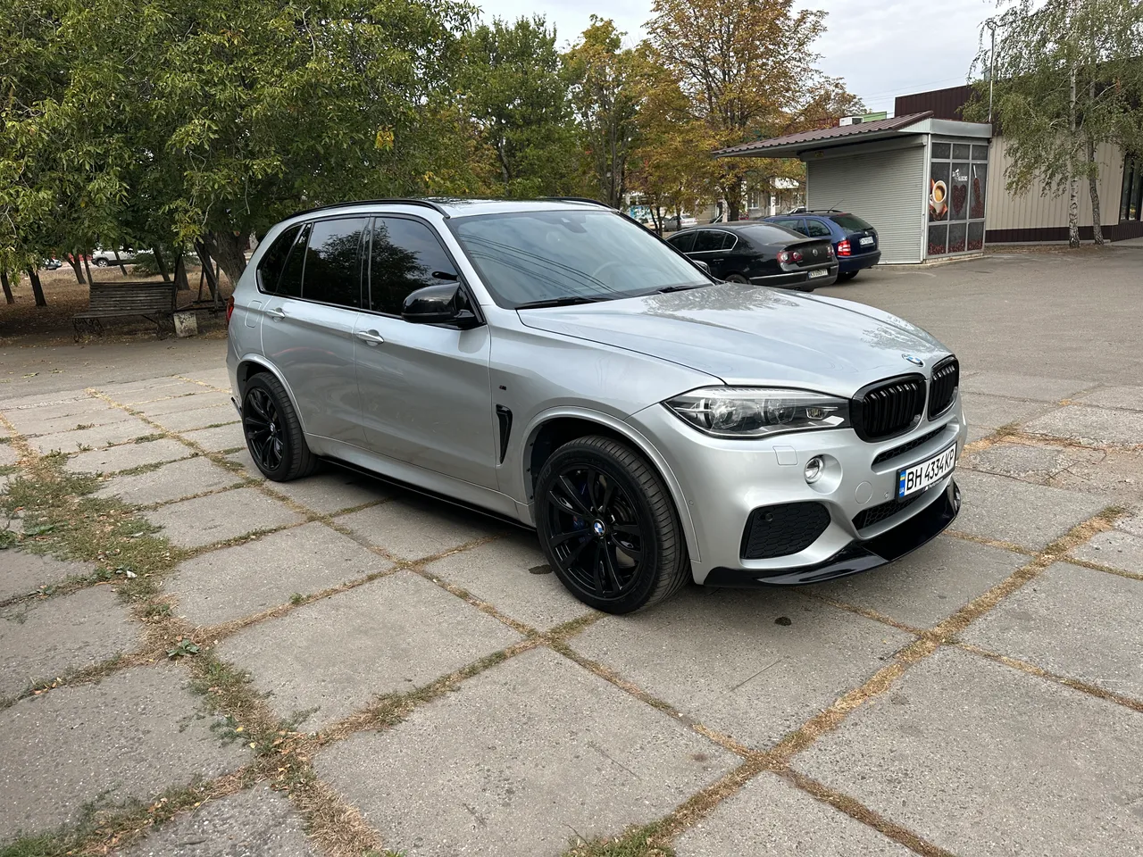 BMW X5 - фото 8