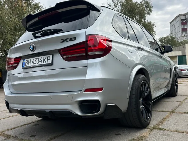 BMW X5 - фото 3