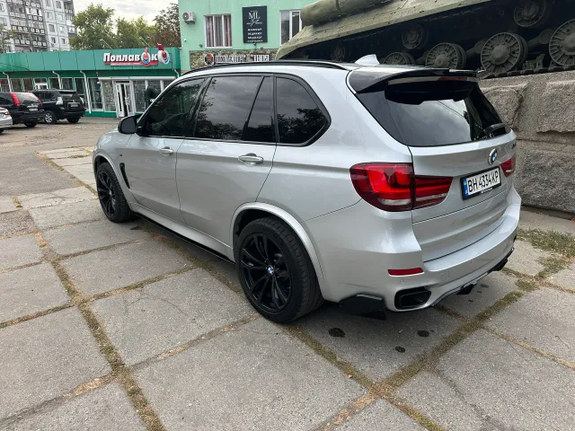 BMW X5 - фото 5