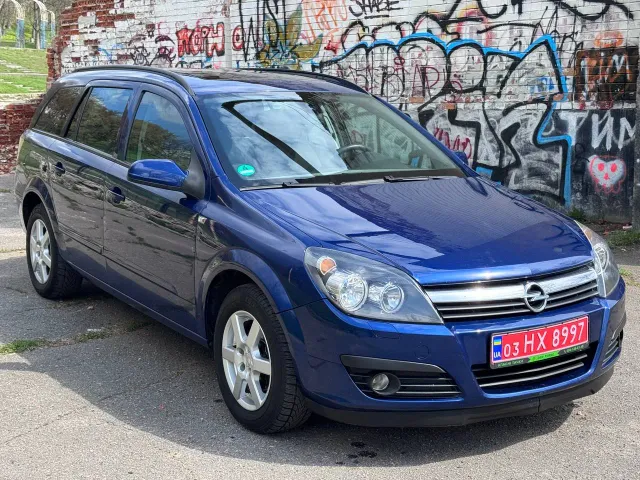 Opel Astra - фото 4