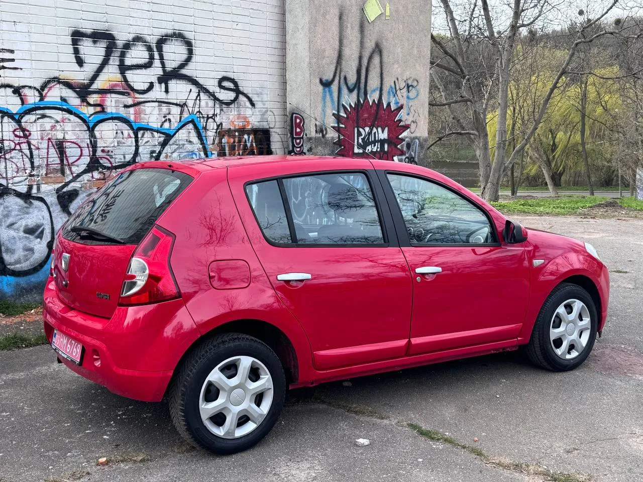 Dacia Sandero - фото 6