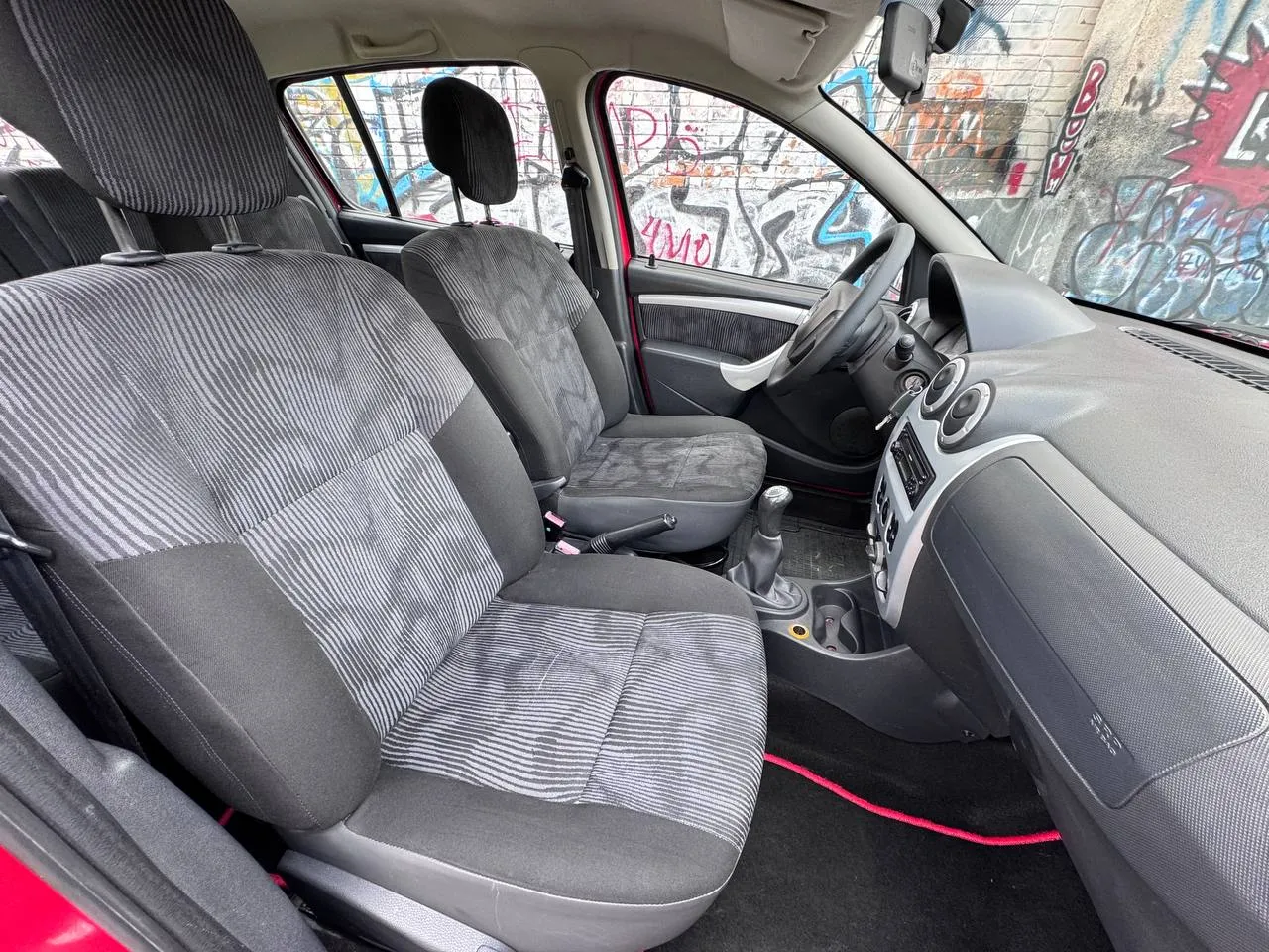 Dacia Sandero - фото 21