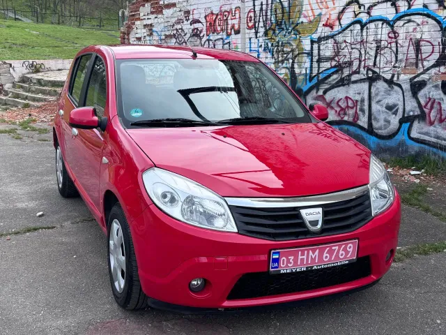 Dacia Sandero - фото 3