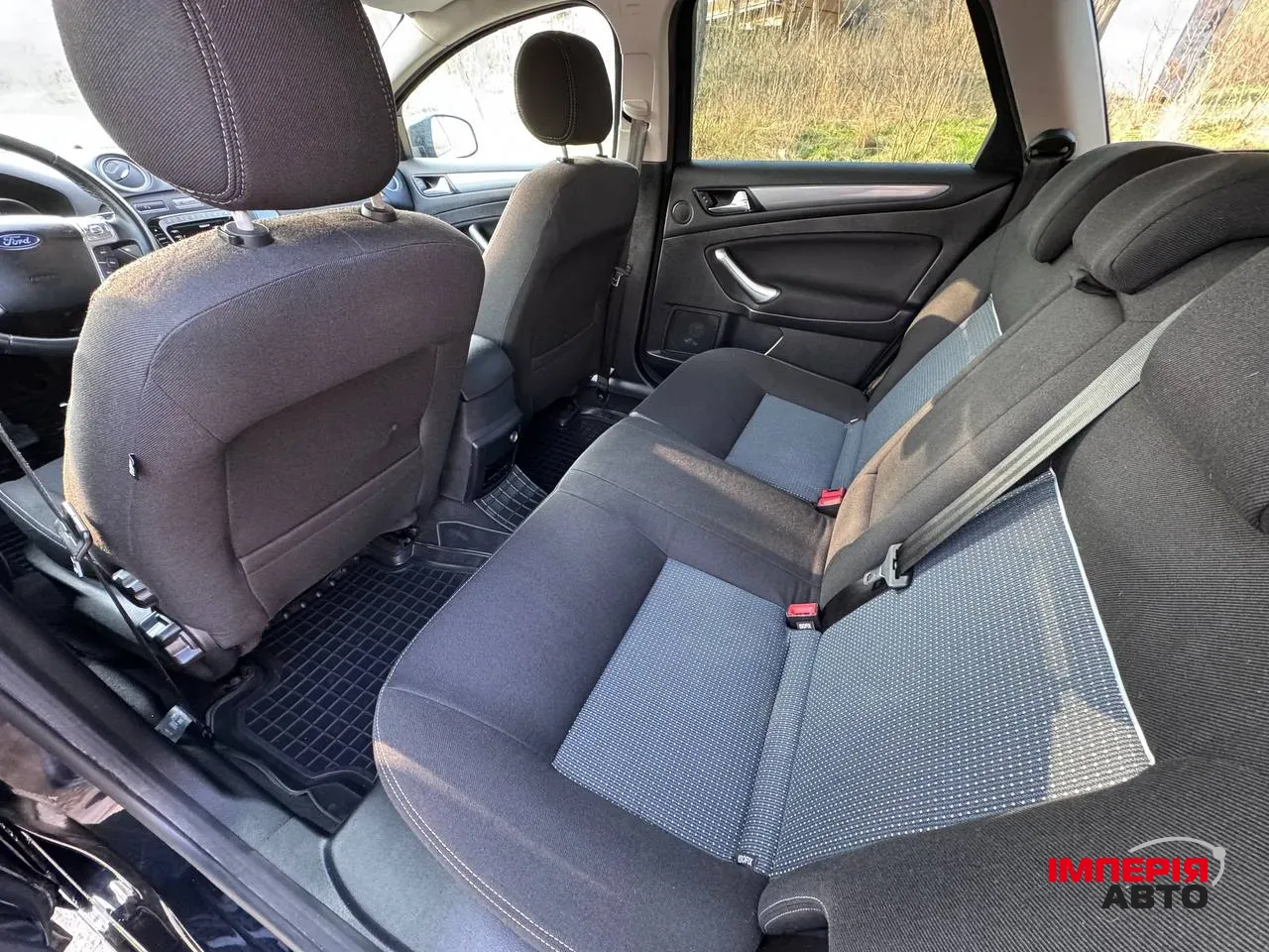 Ford Mondeo - фото 27