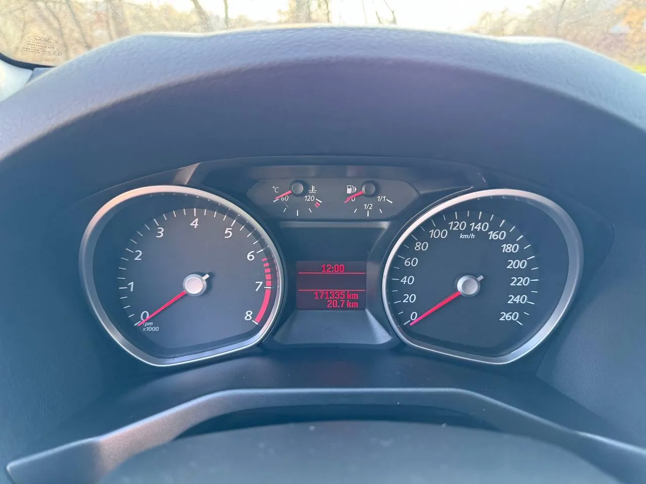 Ford Mondeo - фото 18