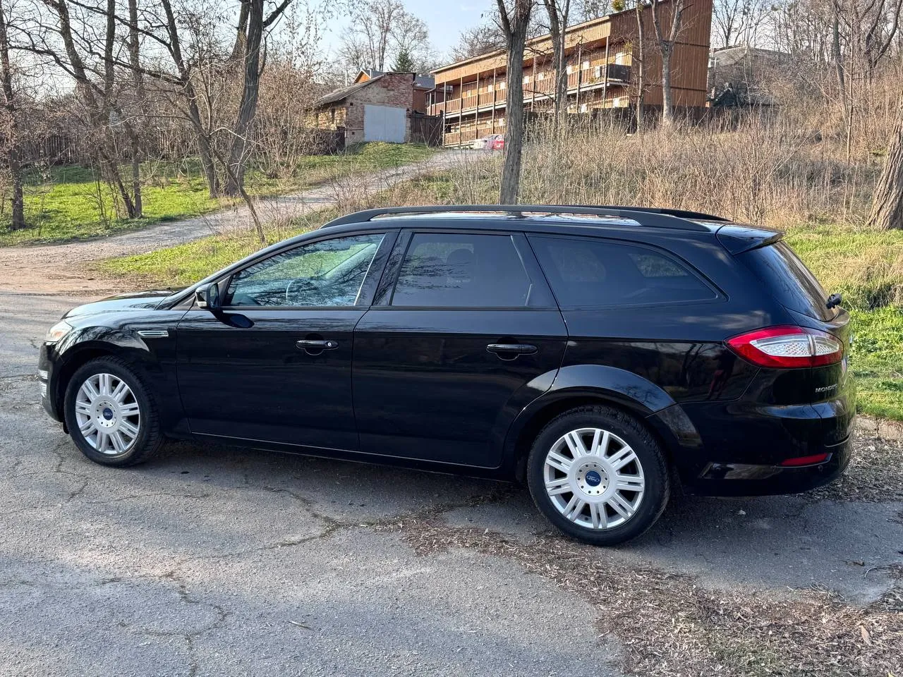 Ford Mondeo - фото 5