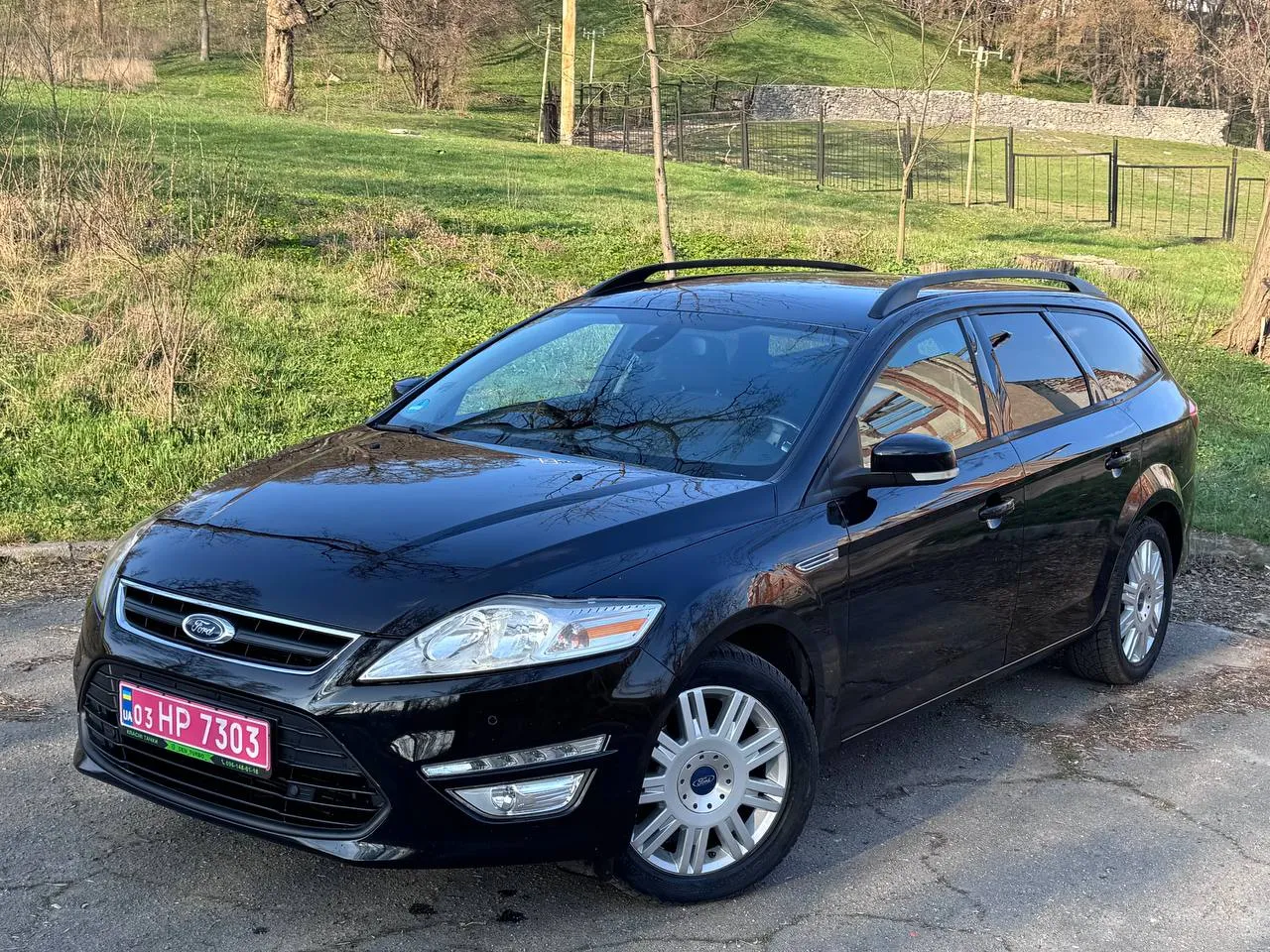 Ford Mondeo - фото 1