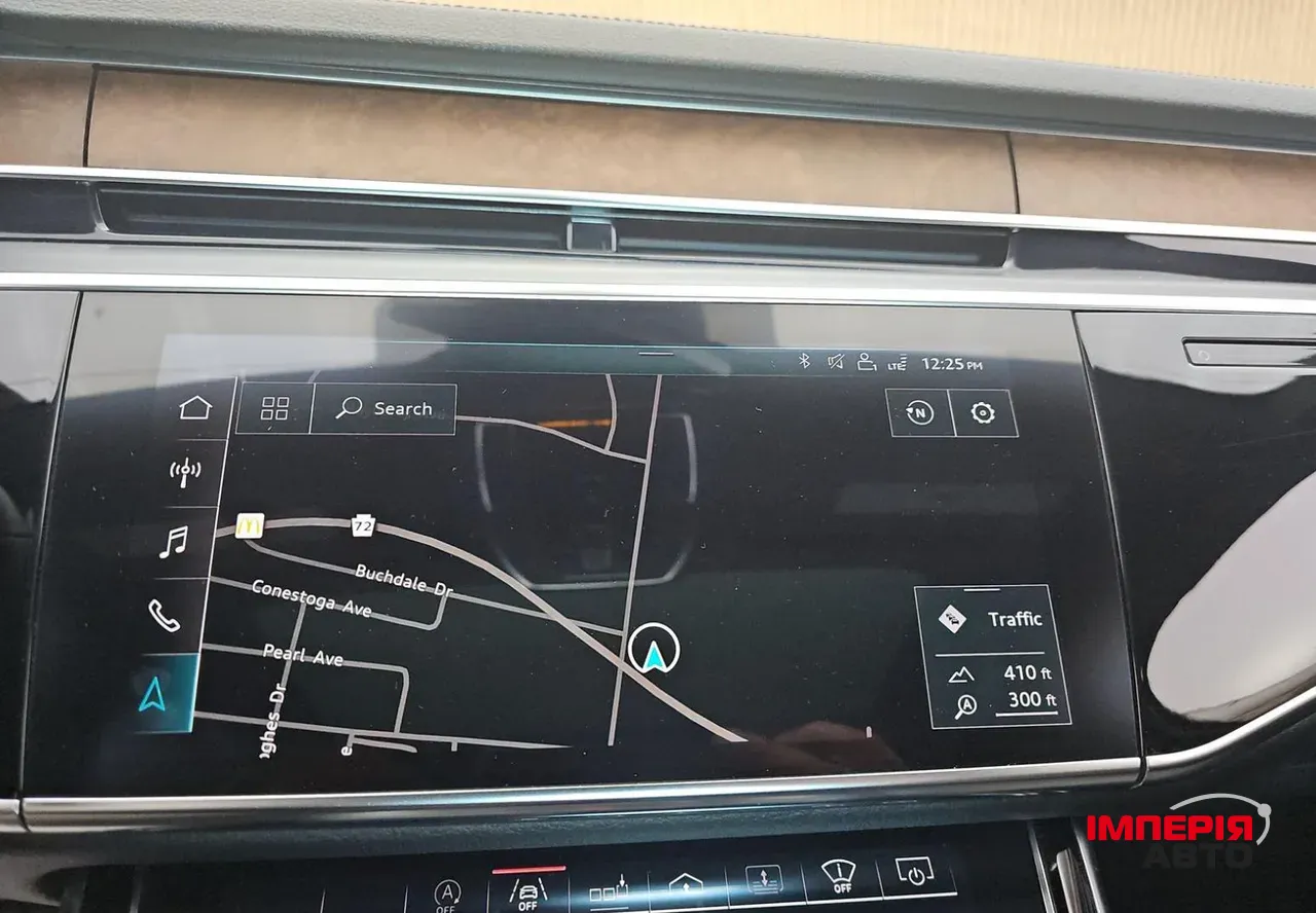 Audi A8 - фото 8