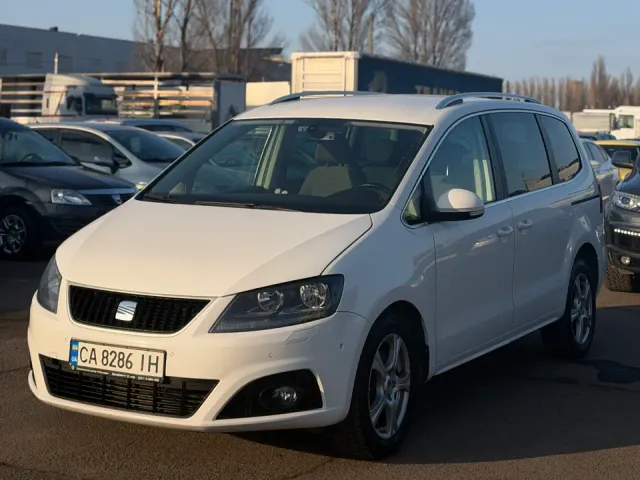 SEAT Alhambra - фото 1