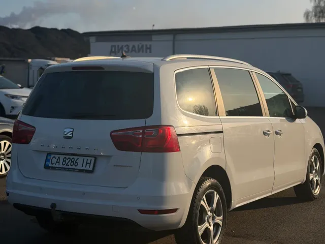 SEAT Alhambra - фото 5