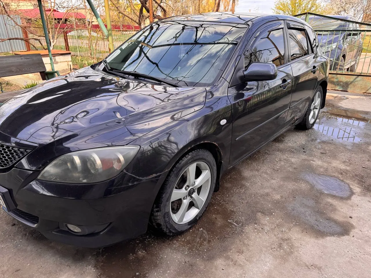 Mazda 3 - фото 2