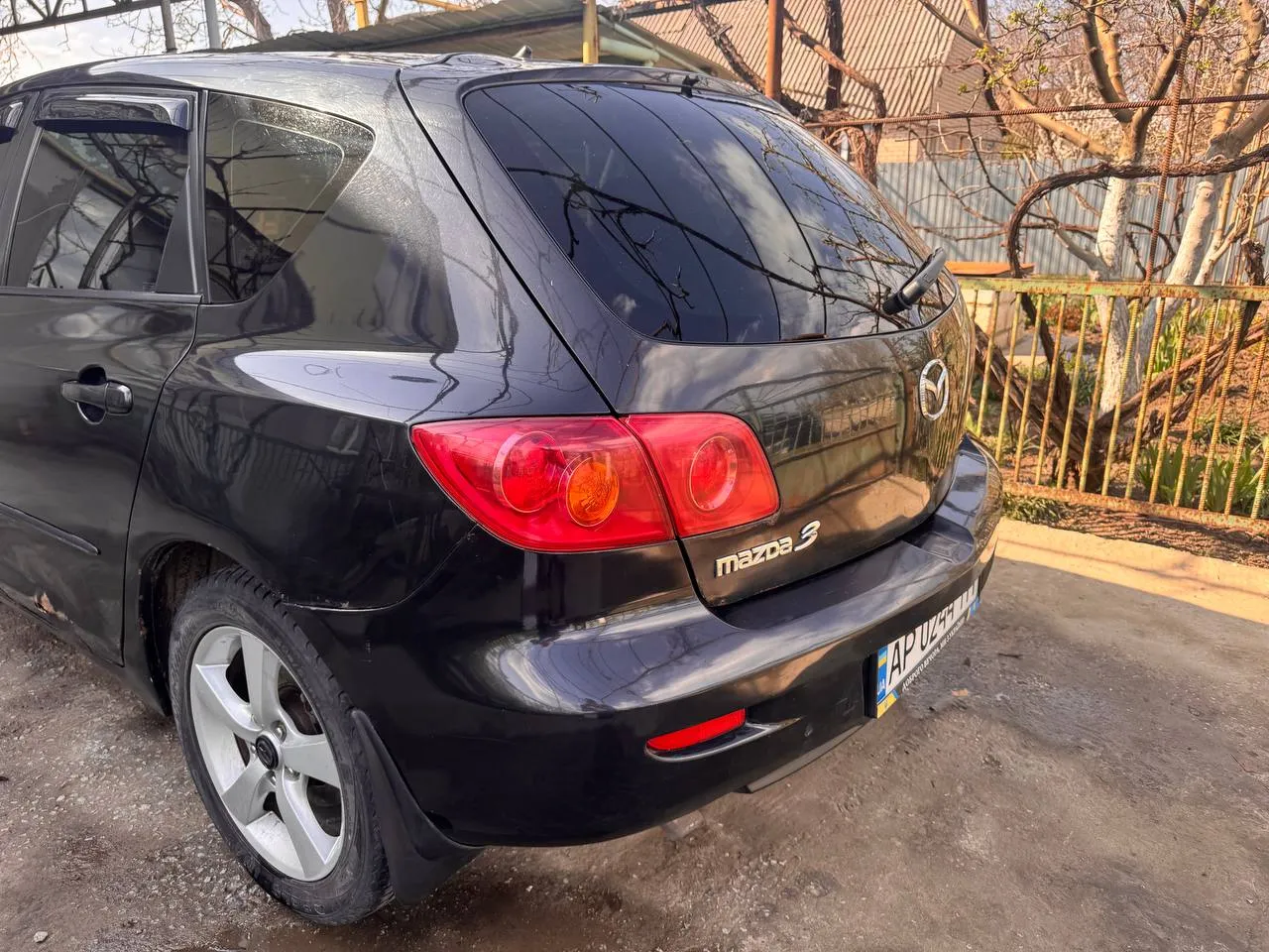 Mazda 3 - фото 11