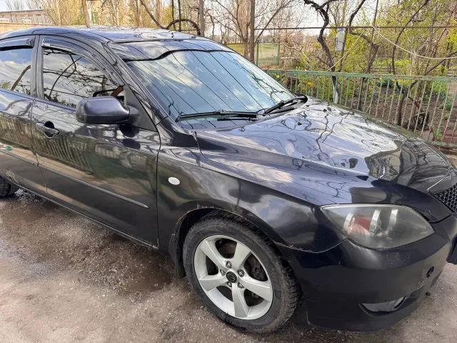 Mazda 3 - фото 3