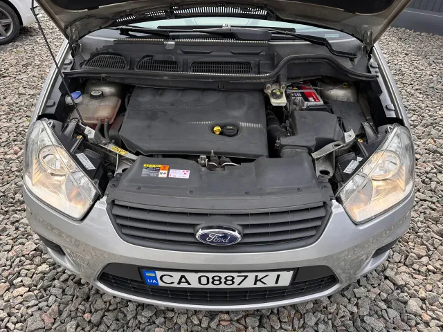 Ford C-MAX - фото 5