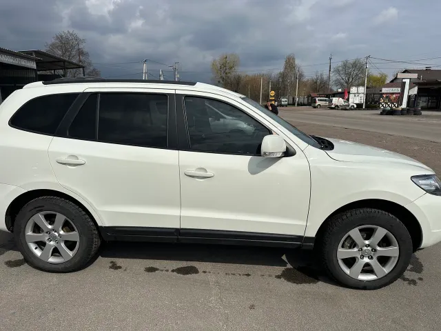 Hyundai Santa Fe - фото 3