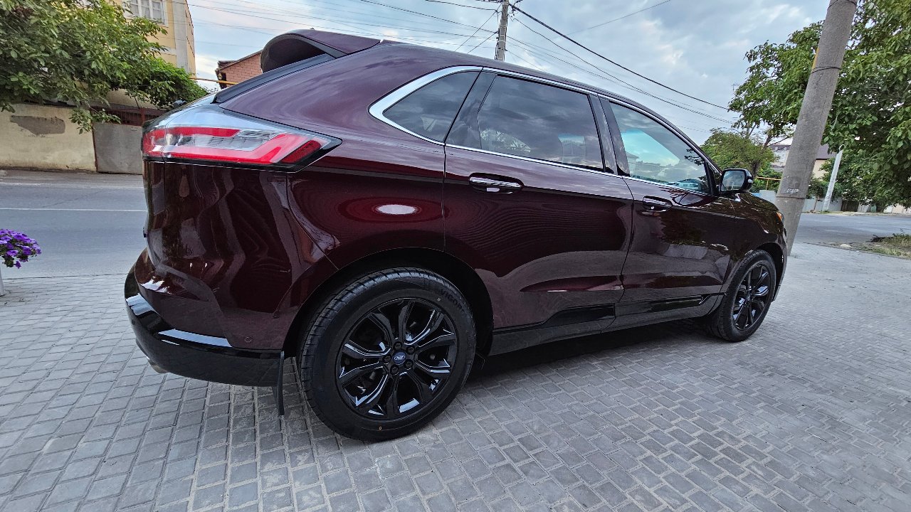 Ford Edge - фото 3