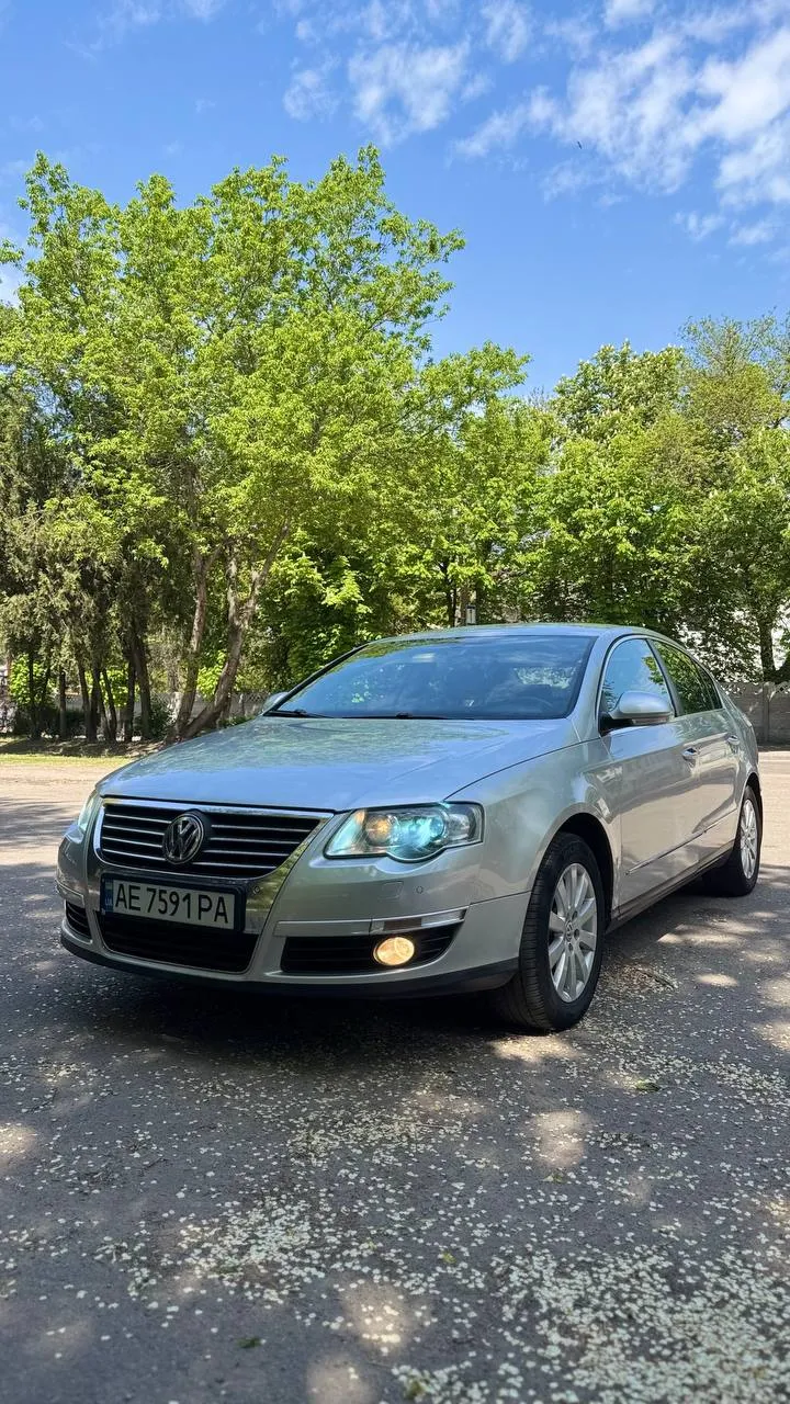 Volkswagen Passat - фото 7